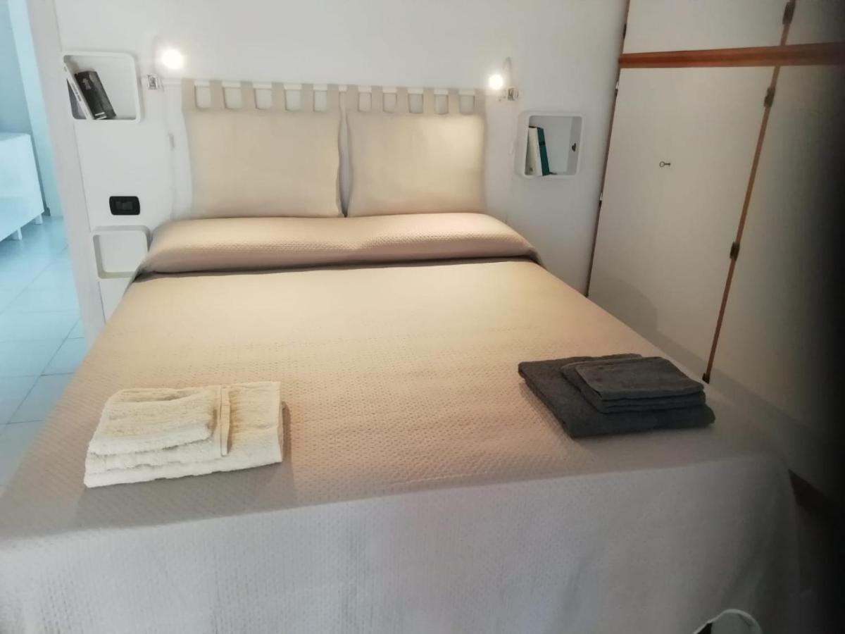 La Casa Di Mia 호텔 칼리아리 외부 사진
